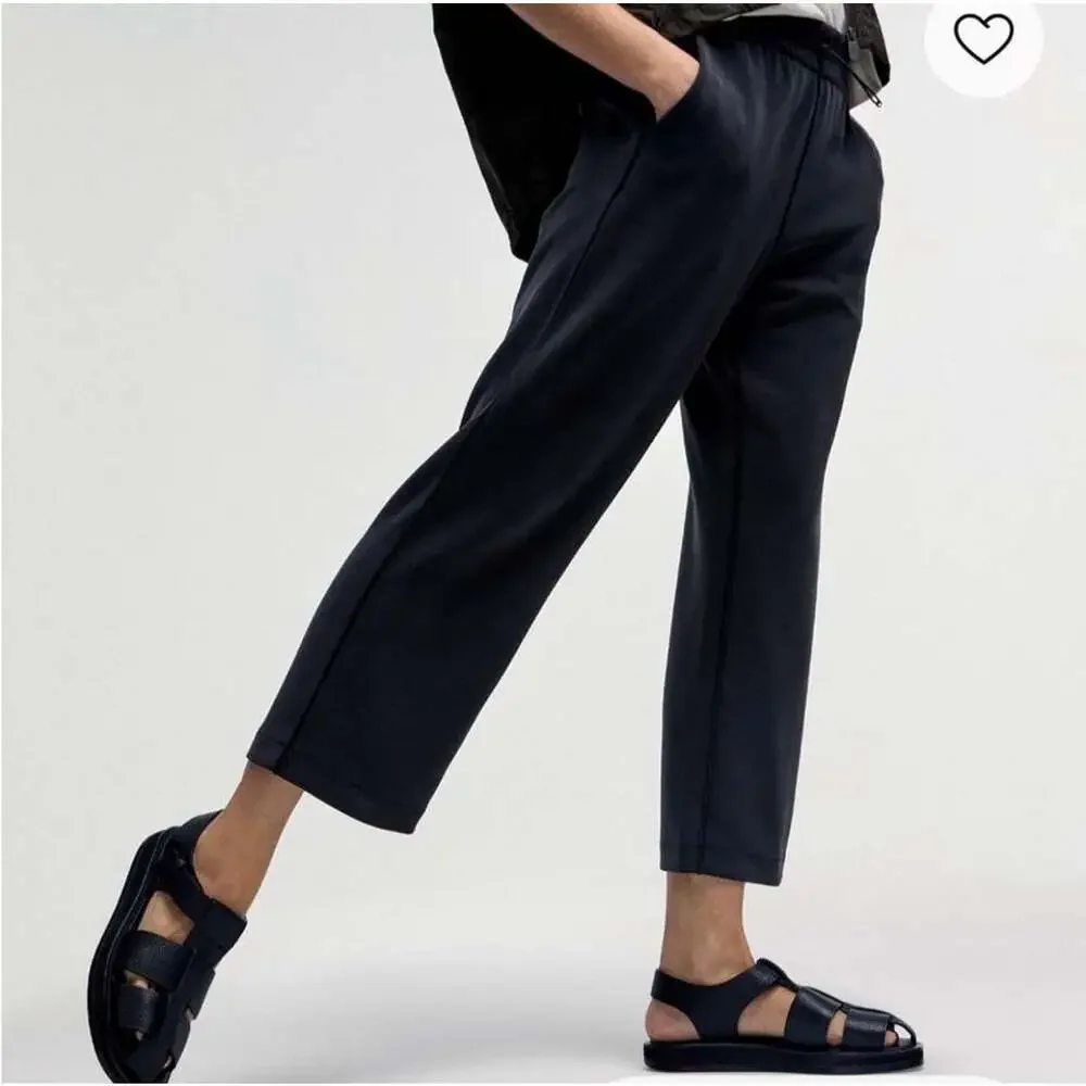 Lululemon Softstreme High Rise Straight Leg Cropped Pants Black Size 6